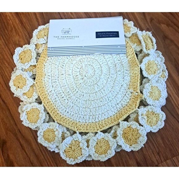 New Rachel Ashwell The Farmhouse Placemats Set of 4 Crochet Yellow White 15" - Picture 1 of 6